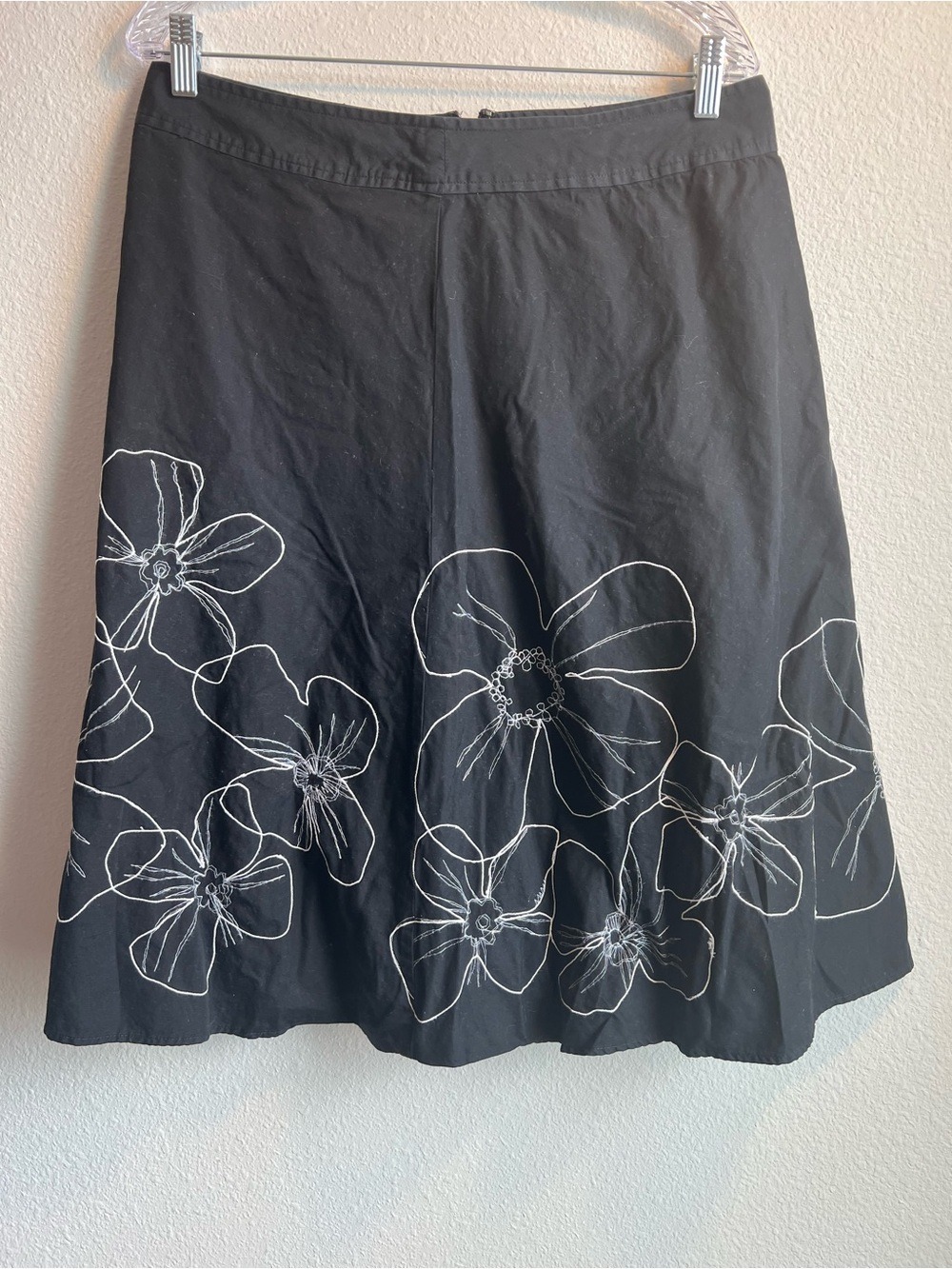 Liz Claiborne Black A-Line Skirt with White Floral Stitching